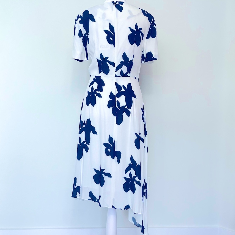 NWT: The Fold Somerby Floral Printed Dress - Picture 2 of 7